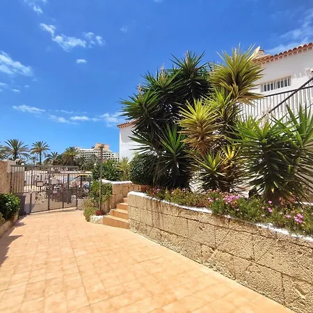 In Well Kept, Complex K008 Apartamento
